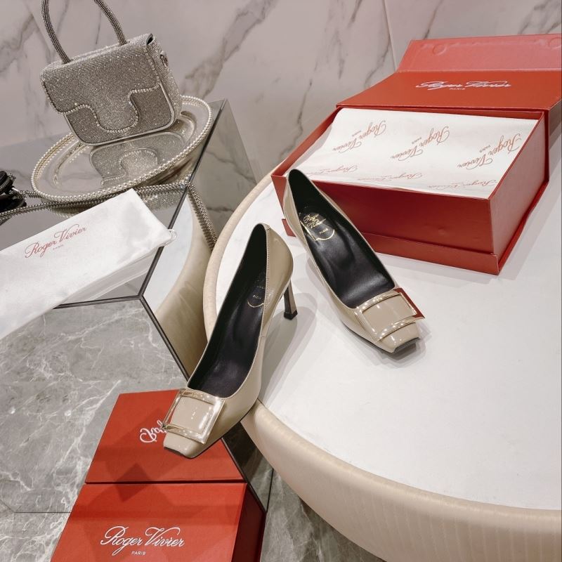 Roger Vivier flat shoes